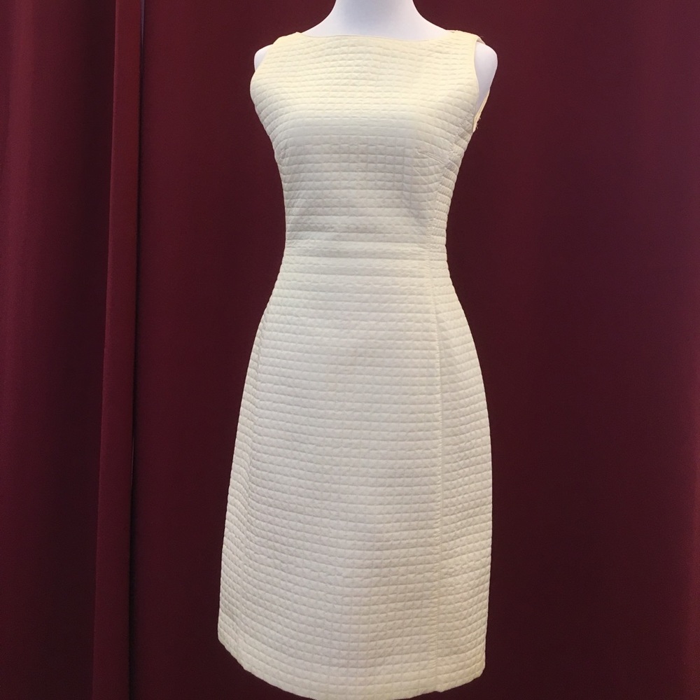 PRADA Quilted Cream Color Dress size M